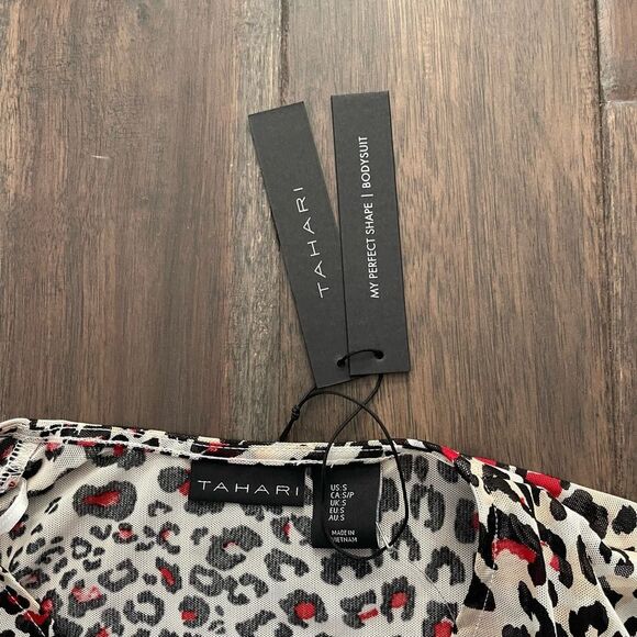 Tahari My Perfect Shape Animal Print Bodysuit S NWT - Picture 4 of 9